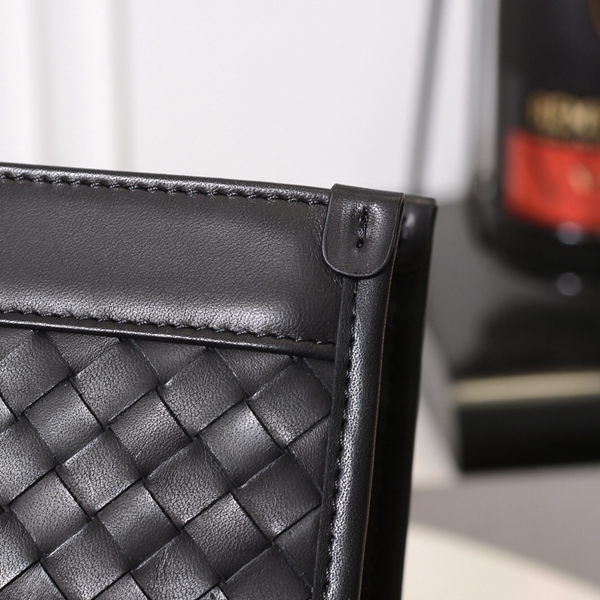 ボッテガヴェネタバッグ着用イメージ